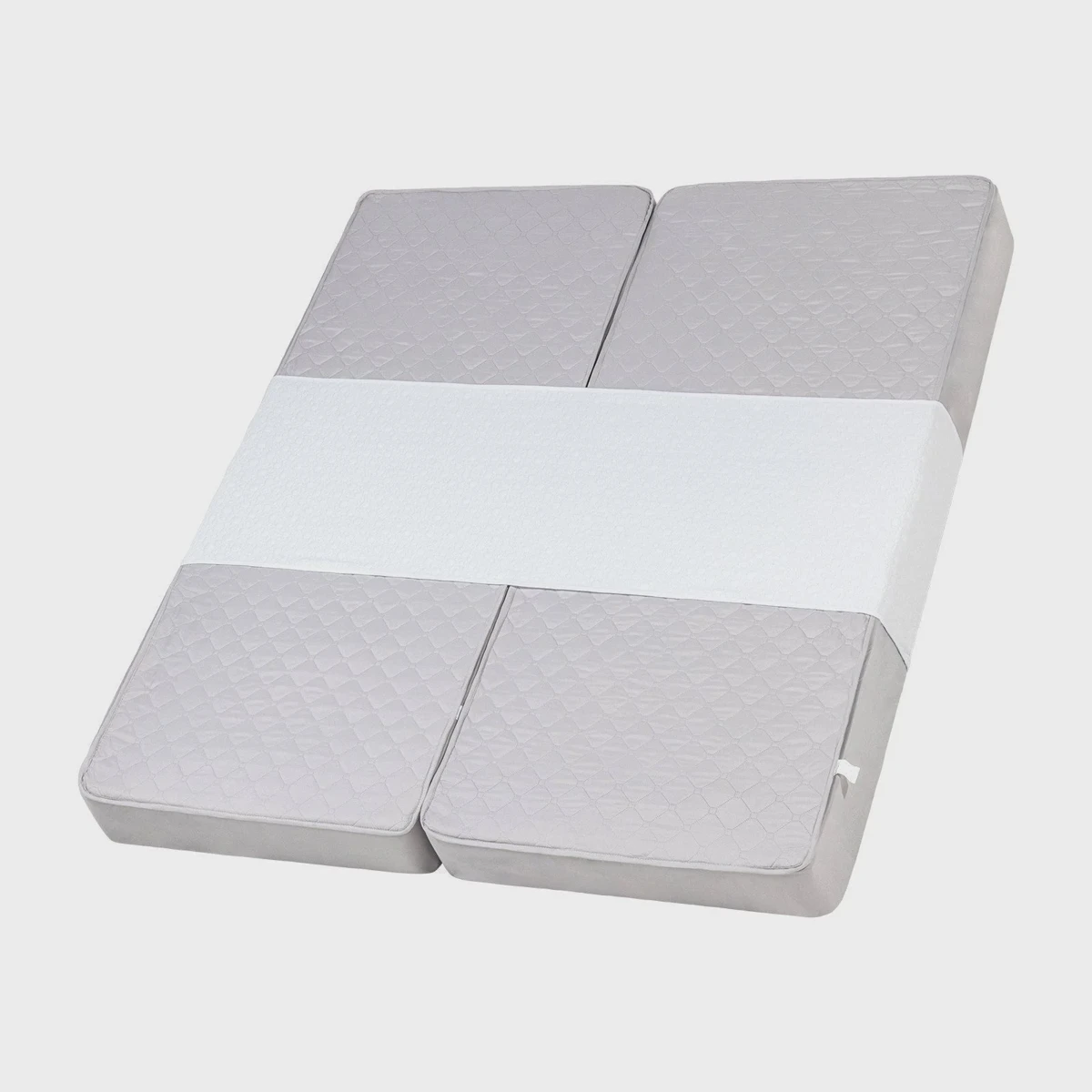 Foam bed bridge gap filler with fixing straps for a split king mattress