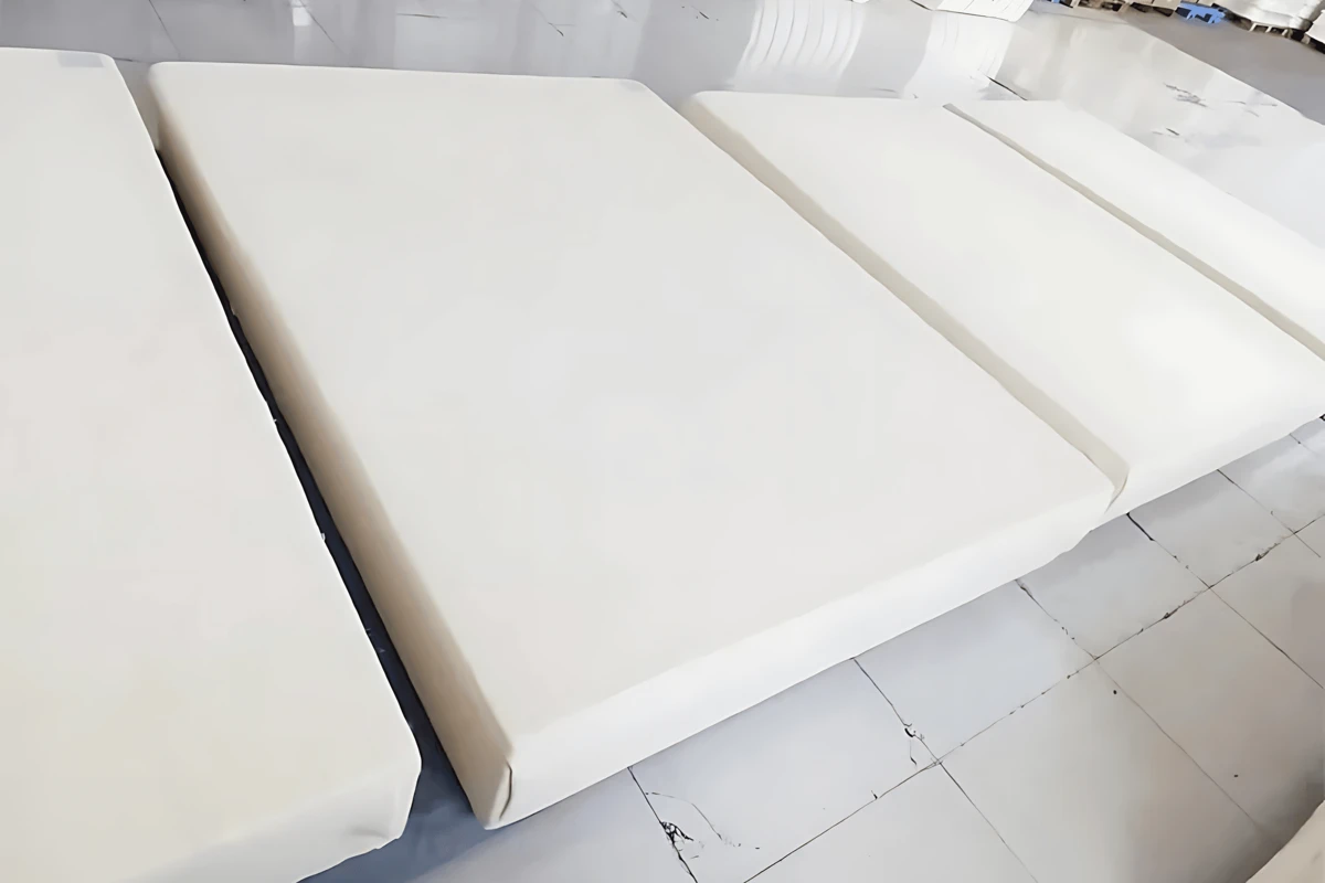 Mattress fire-retardant cotton-rib barrier sock material close-up