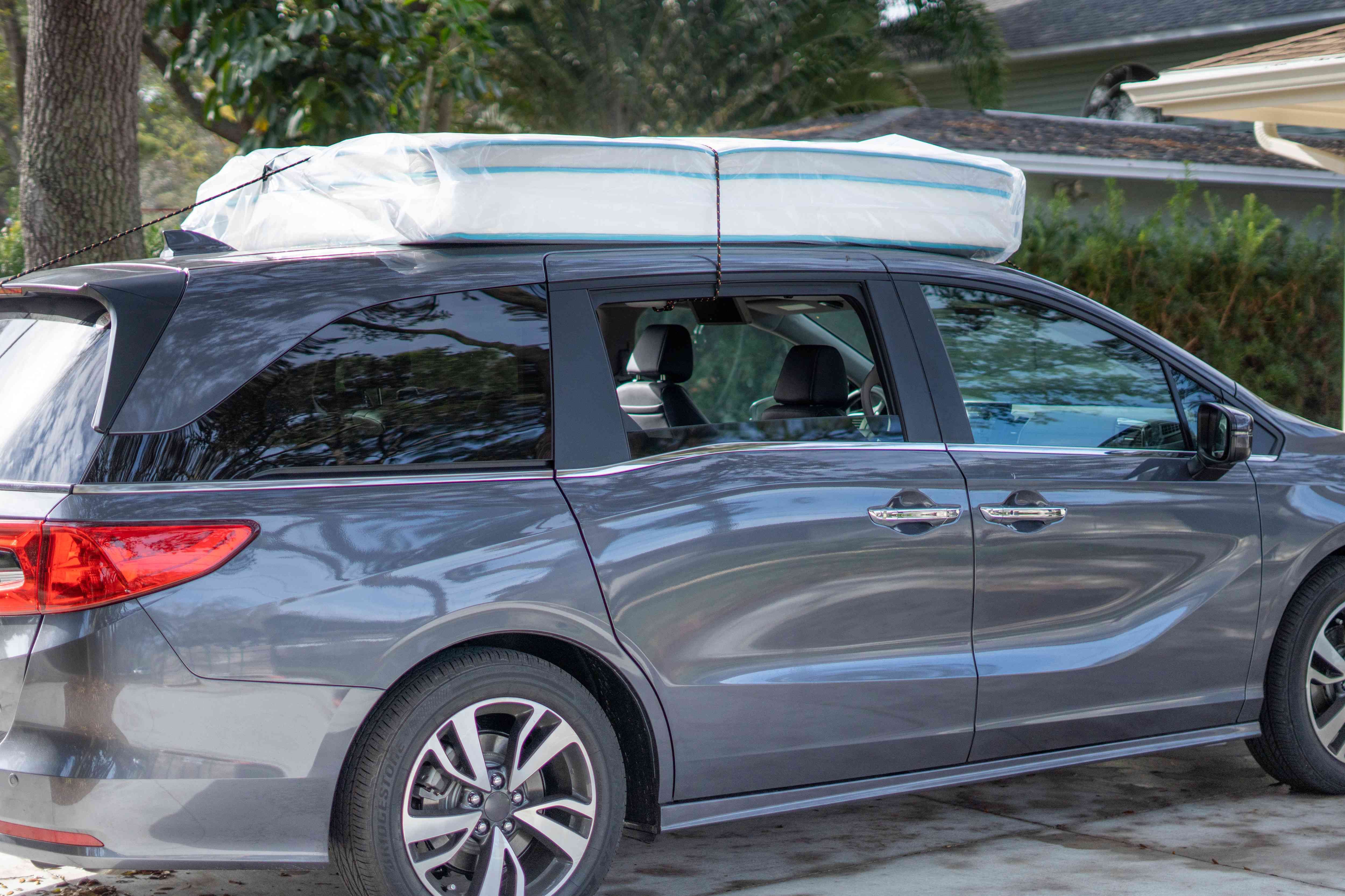 How Much Does a Mattress Weigh? Sizes, Types, and Moving Tips