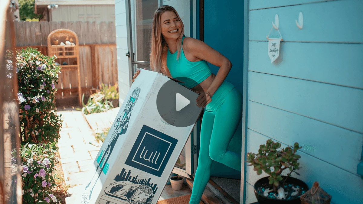 Lull mattress shipped compressed in a cardboard box for delivery