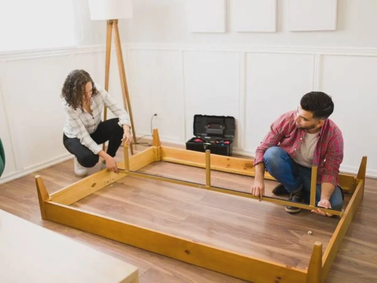 Bed frame disassembly tools and components