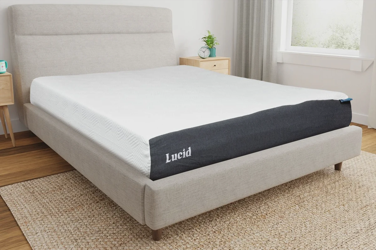 Cutaway view of Lucid mattress layers