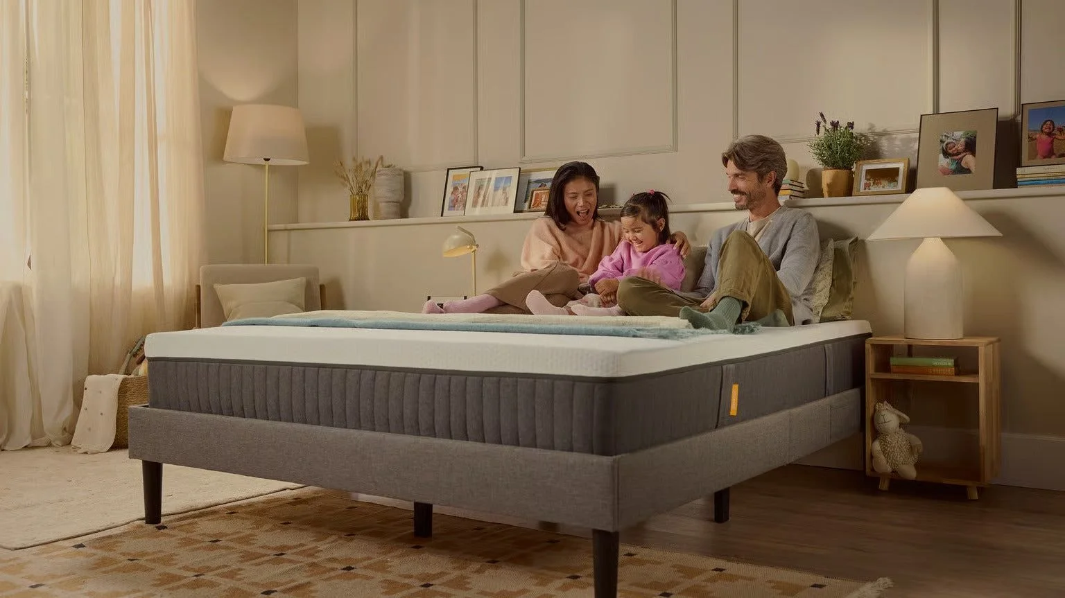 Emma Mattress Review (2026): Hybrid Bed-in-a-Box, Tested Against the Top SERP Picks