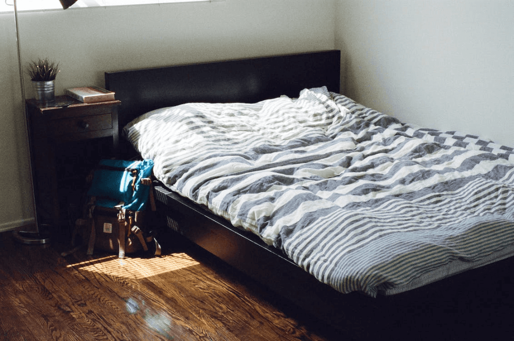Does Saatva Mattress Have Fiberglass? The Real Answer