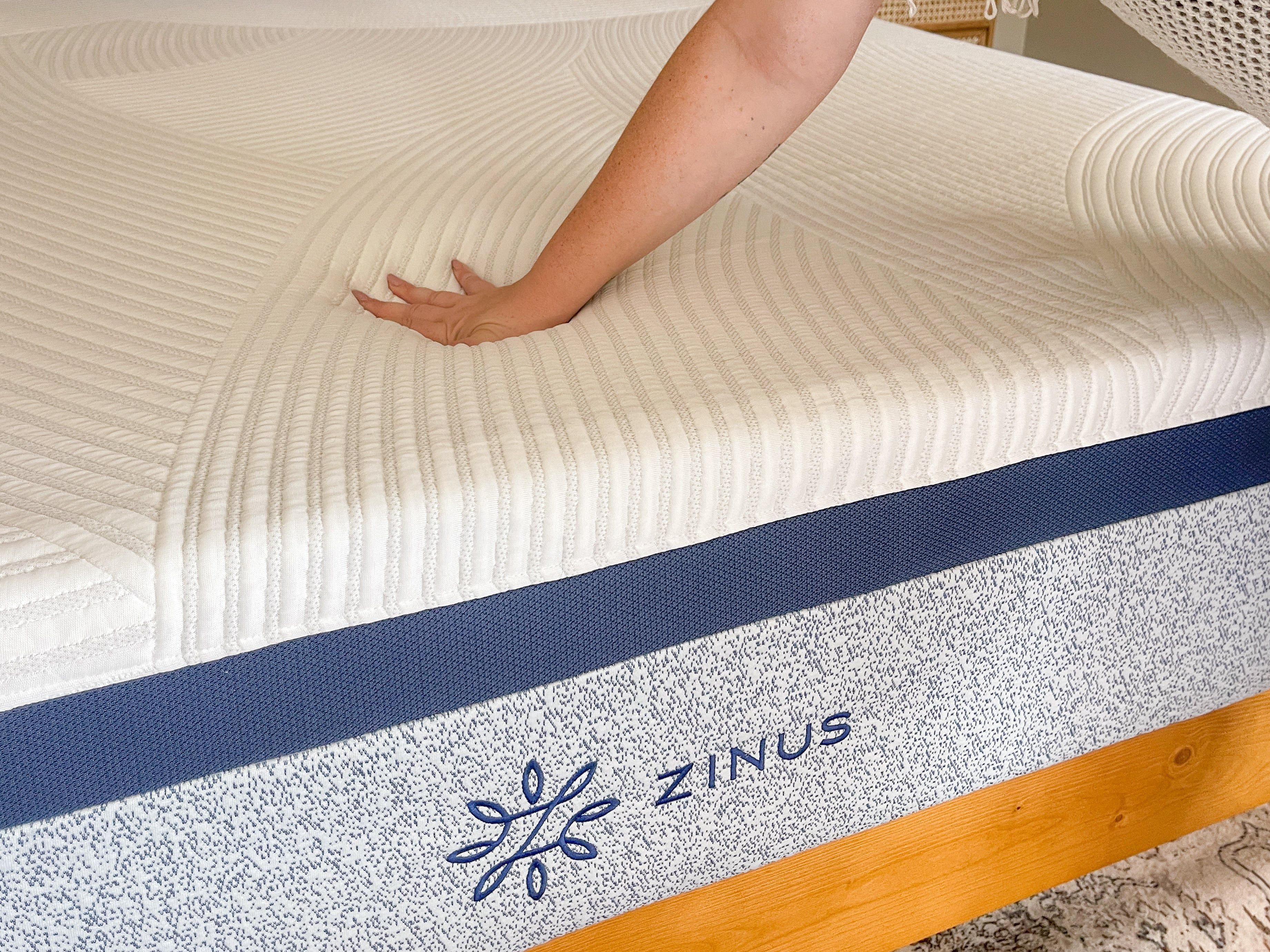 How Long Does a Zinus Mattress Take to Expand? (48-72 Hours)