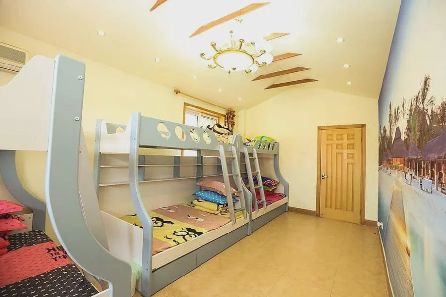 Trundle bed pros and cons compared to other space-saving beds