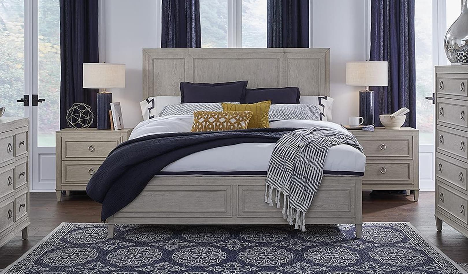 Why a Gray Throw Blanket Is a Must-Have for Your Bed