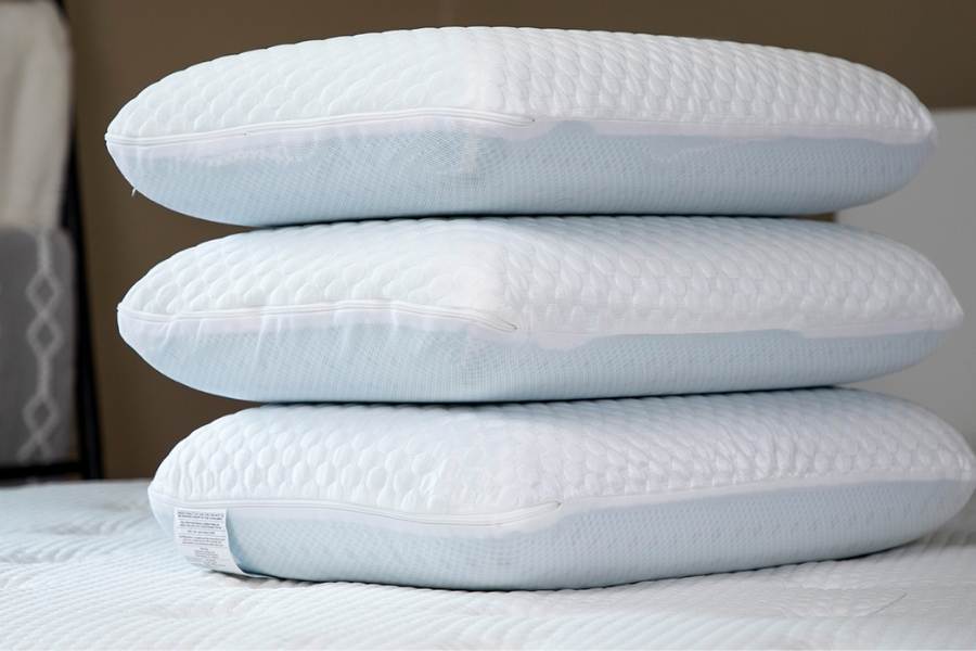 You might need some tips to last the lifespan of your pillows