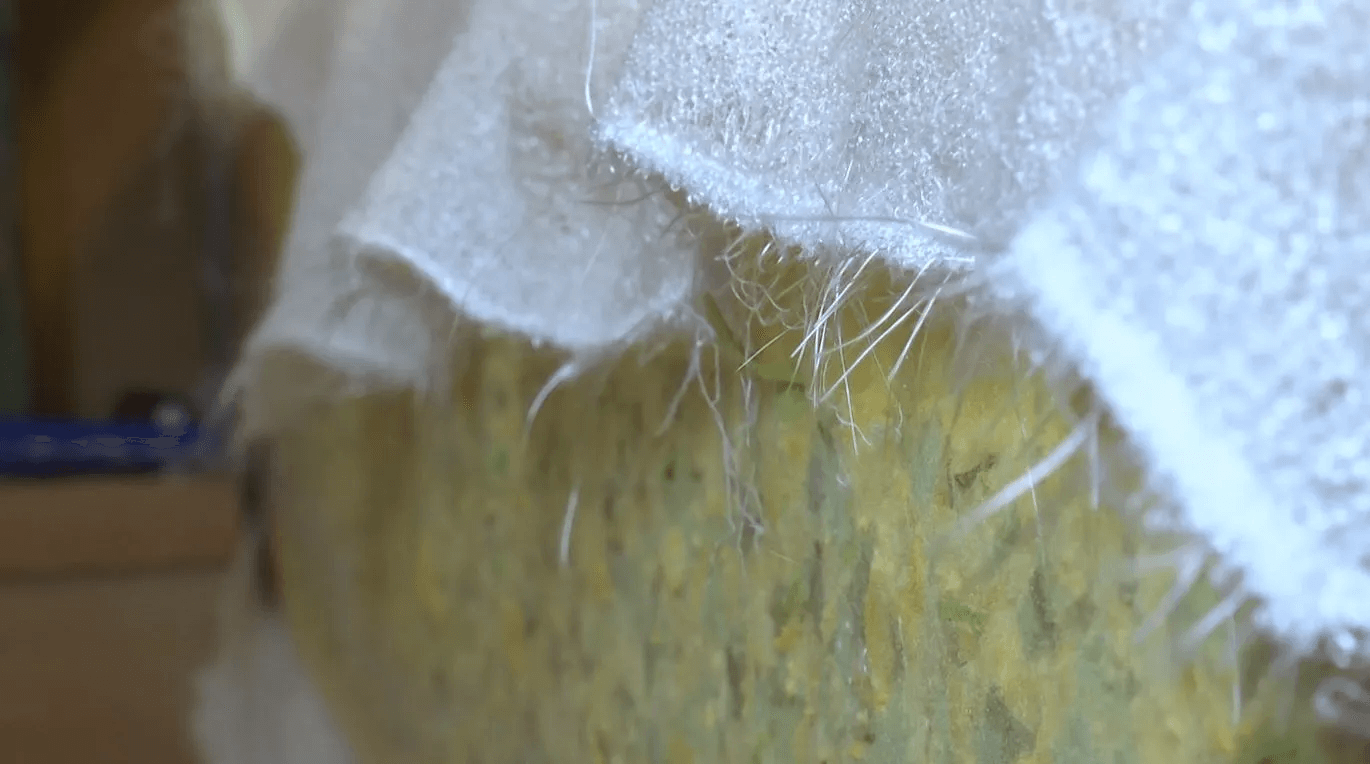 If a mattress cover is damaged or defective, tiny fibers will escape. 