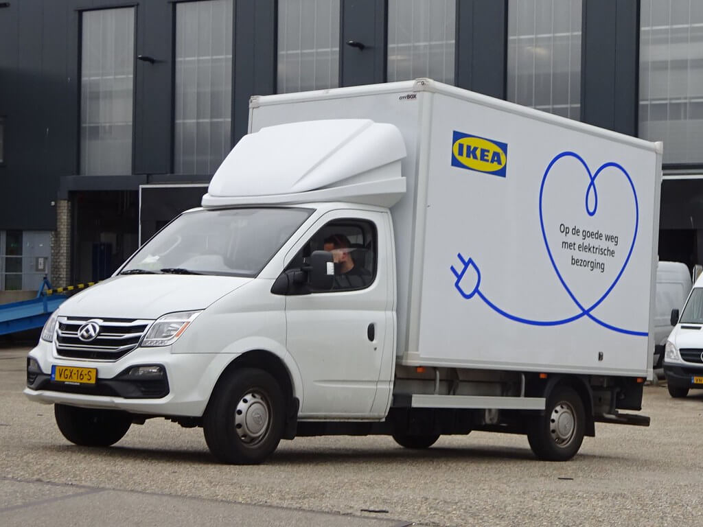 IKEA pickup truck will receive your returned products