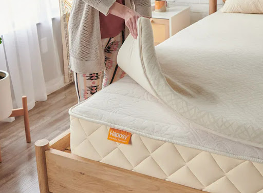 The Happsy mattress offers affordability and flexibility in pricing